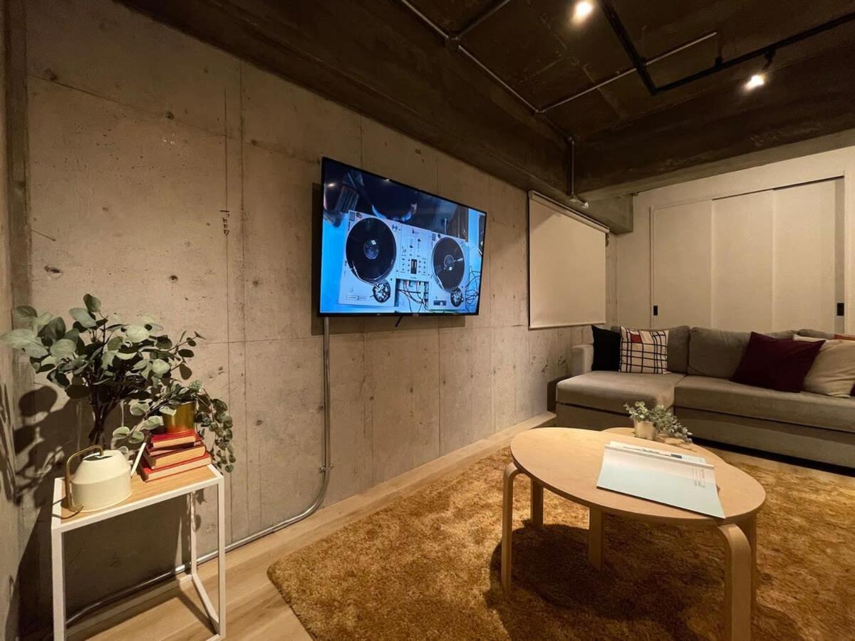 Bhotel M's Lea - 2br Modern Next To Peace Park 10 Ppl Apartment *
